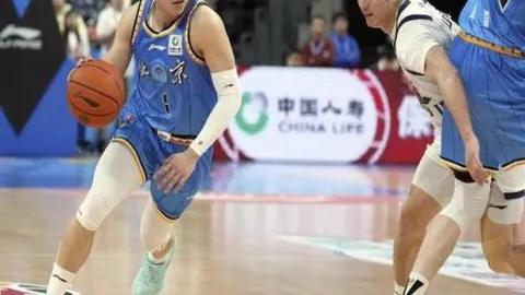 连战告捷！西篮甲焦点战：华伦西亚主场强势对决萨拉戈萨，谁将续写胜利篇章？